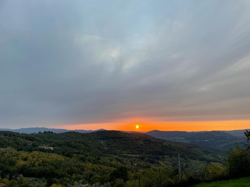 Agriturismo Podere Querceto Bed & Breakfast Borselli Exterior photo