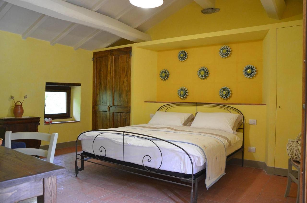 Agriturismo Podere Querceto Bed & Breakfast Borselli Exterior photo